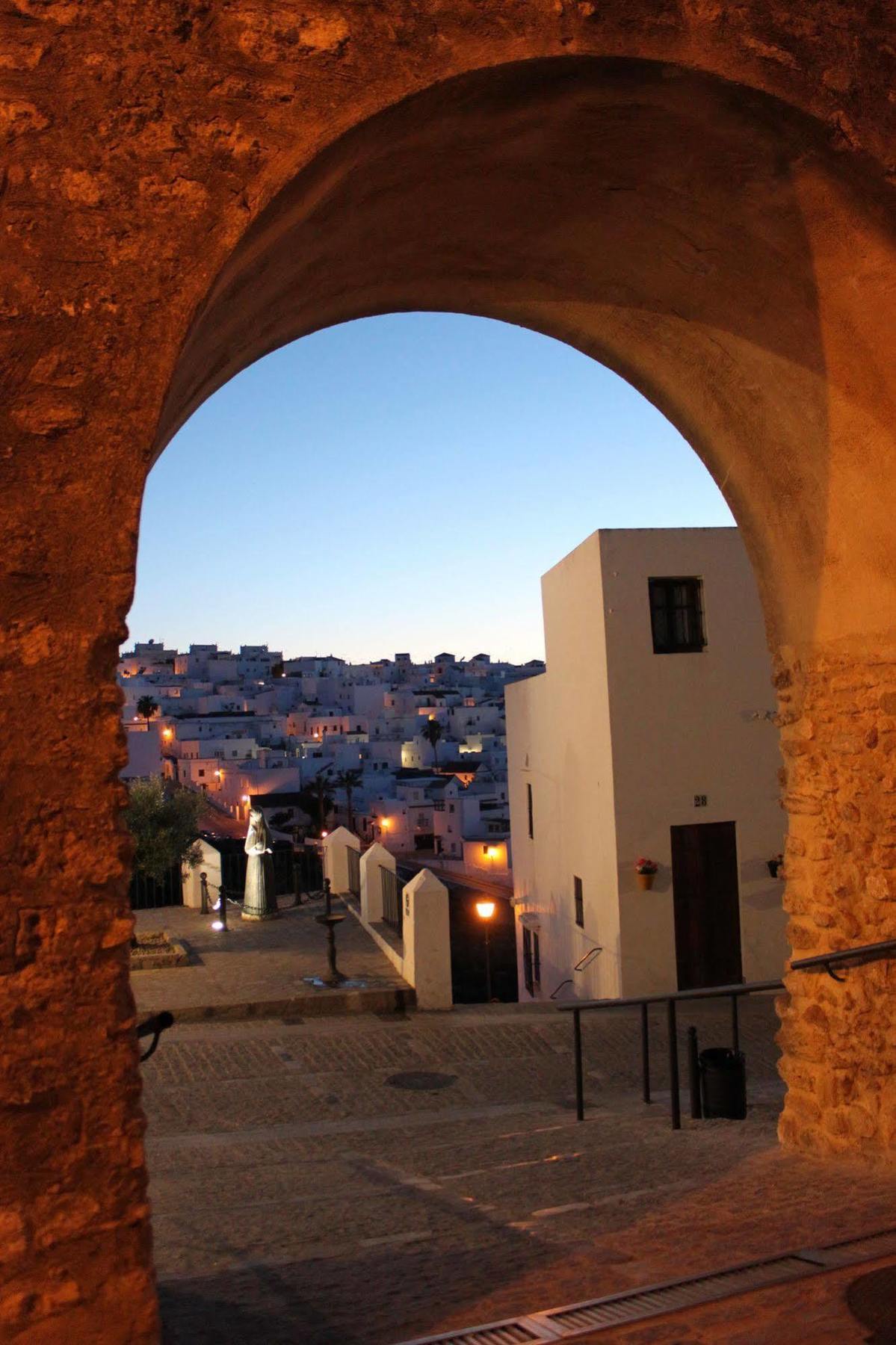 La Botica De Vejer Hotel เวเฮร์ เด ลา ฟรอนเตรา ภายนอก รูปภาพ