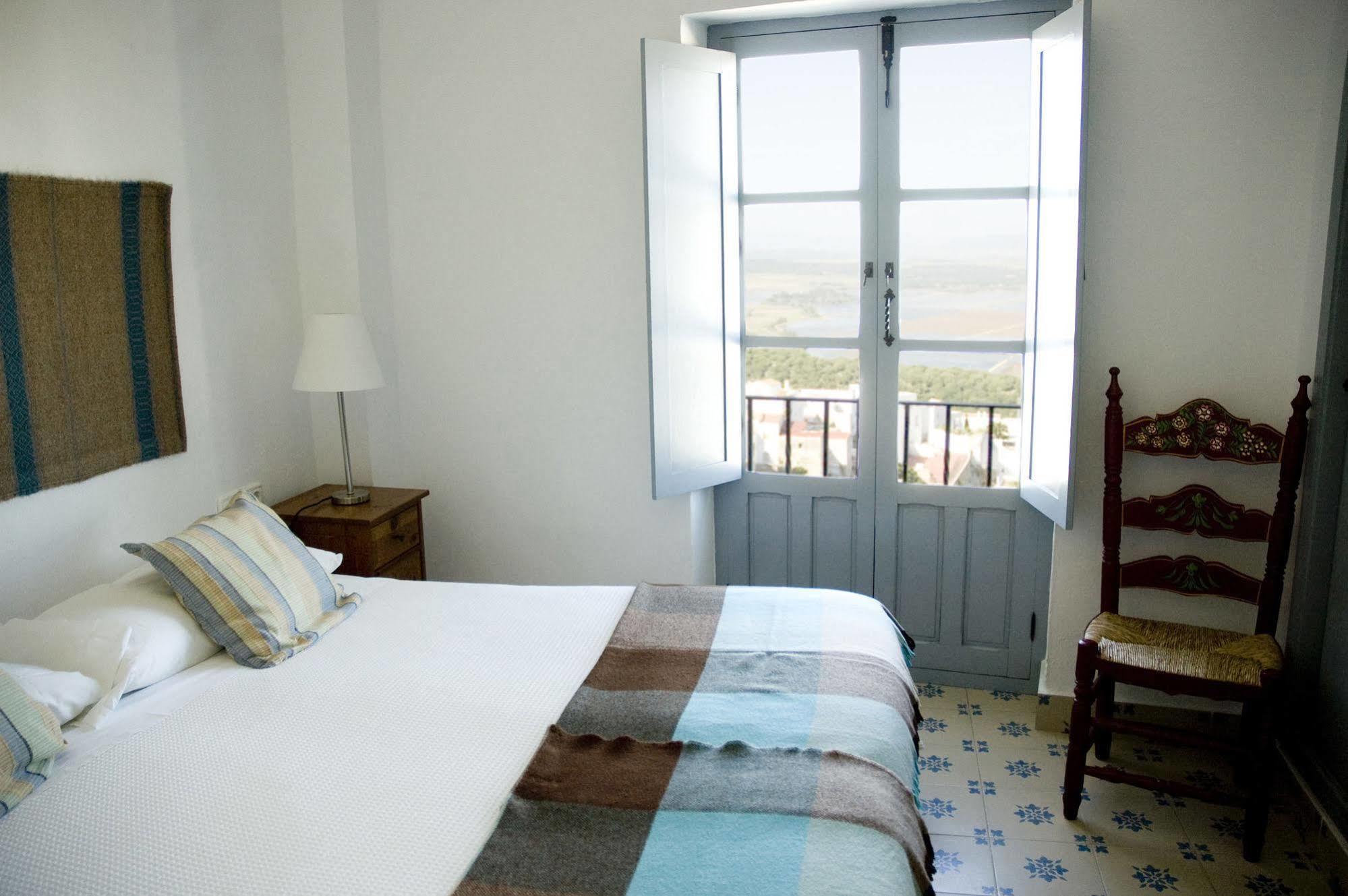 La Botica De Vejer Hotel เวเฮร์ เด ลา ฟรอนเตรา ภายนอก รูปภาพ