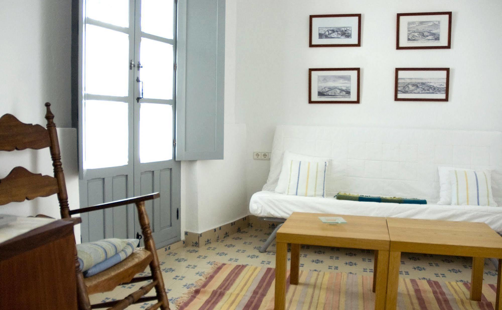 La Botica De Vejer Hotel เวเฮร์ เด ลา ฟรอนเตรา ภายนอก รูปภาพ