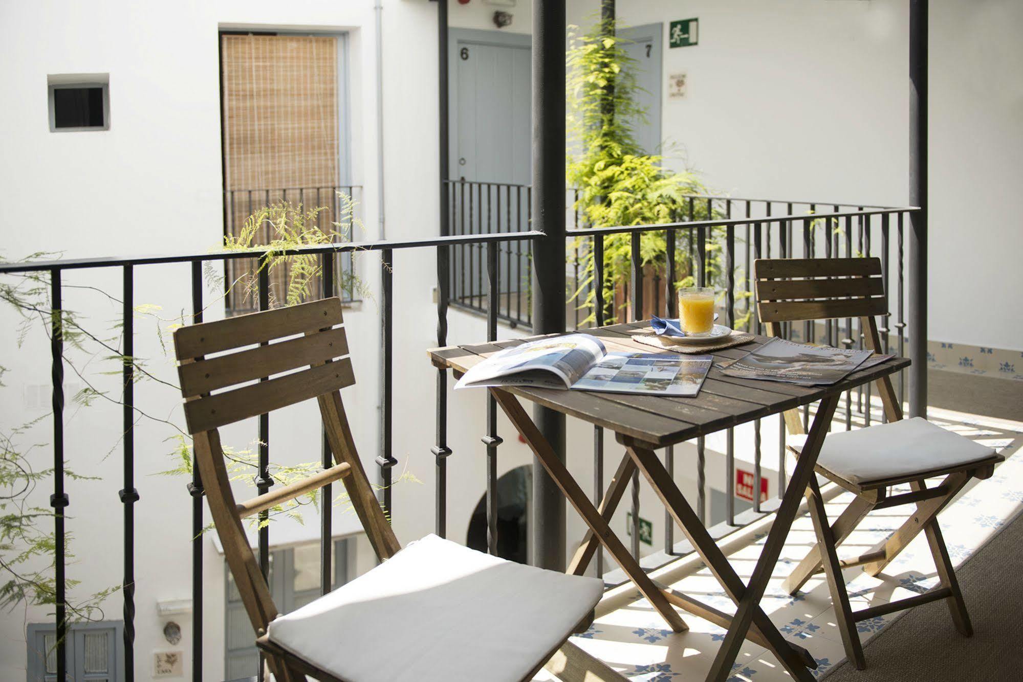 La Botica De Vejer Hotel เวเฮร์ เด ลา ฟรอนเตรา ภายนอก รูปภาพ